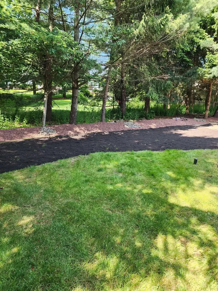 Curved Landscape Edging Mulch Monmouth County NJ